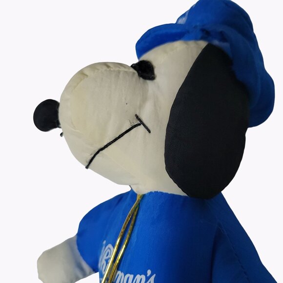 Peanuts Snoopy 7 inch Plush Beagle Dog Valentines Day Gift Whitmans Chocolates - Picture 8 of 10